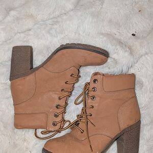 Stylish Tan Lace-Up Boots for Women